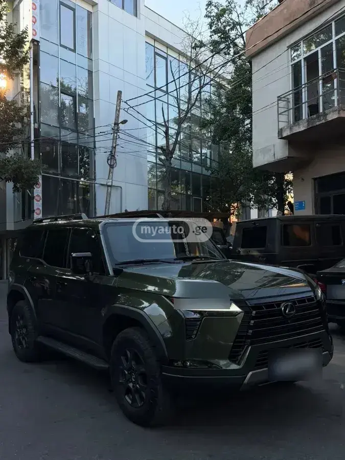 Lexus GX 550 2025 — photo 2