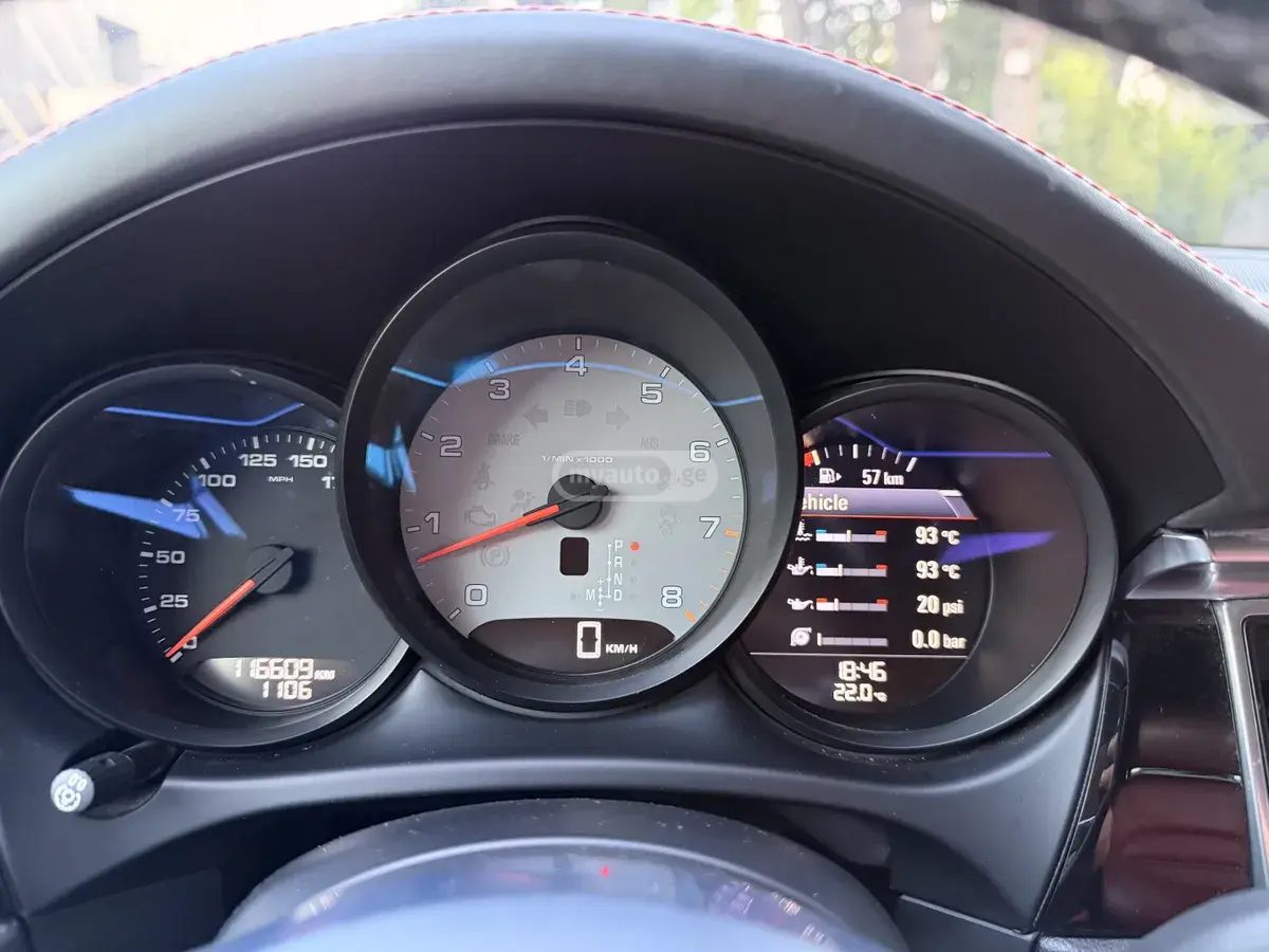 Porsche Macan 2015 — photo 2