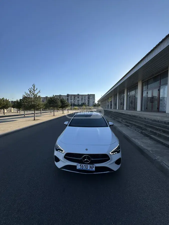 Mercedes-Benz CLA 250