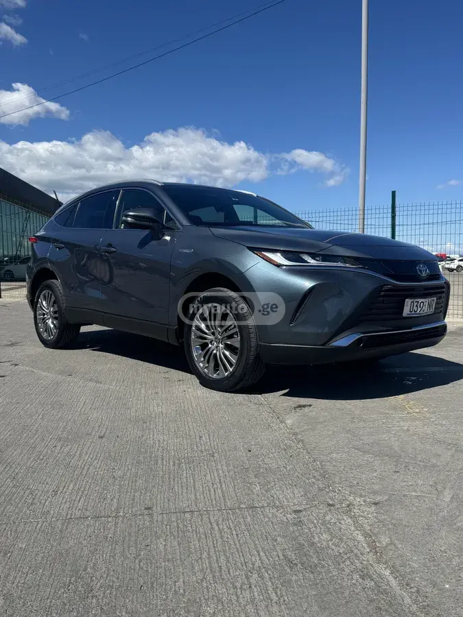Toyota Venza 2020 — photo 2