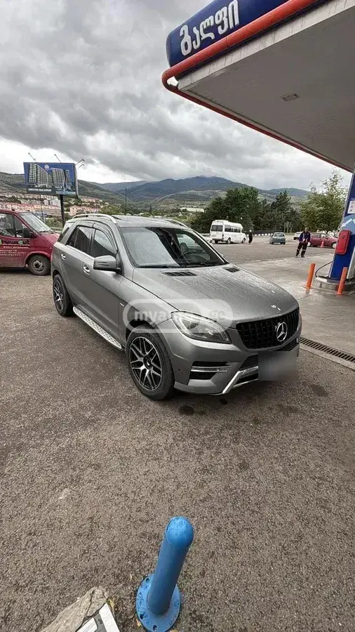 Mercedes-Benz ML 350