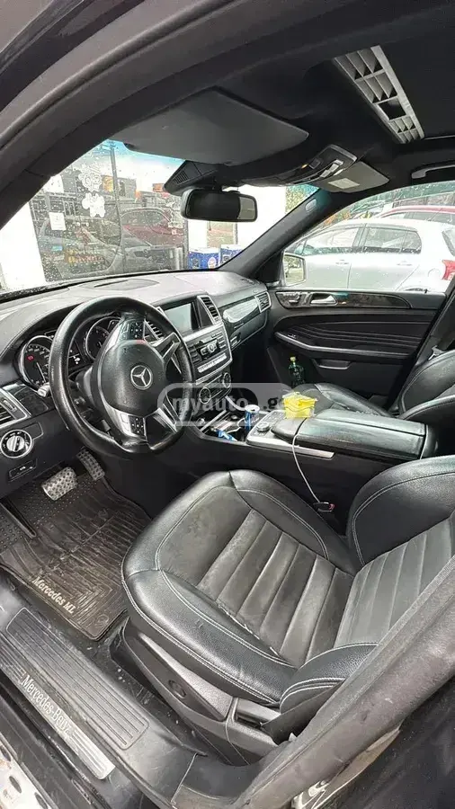 Mercedes-Benz ML 350 2012 — photo 2