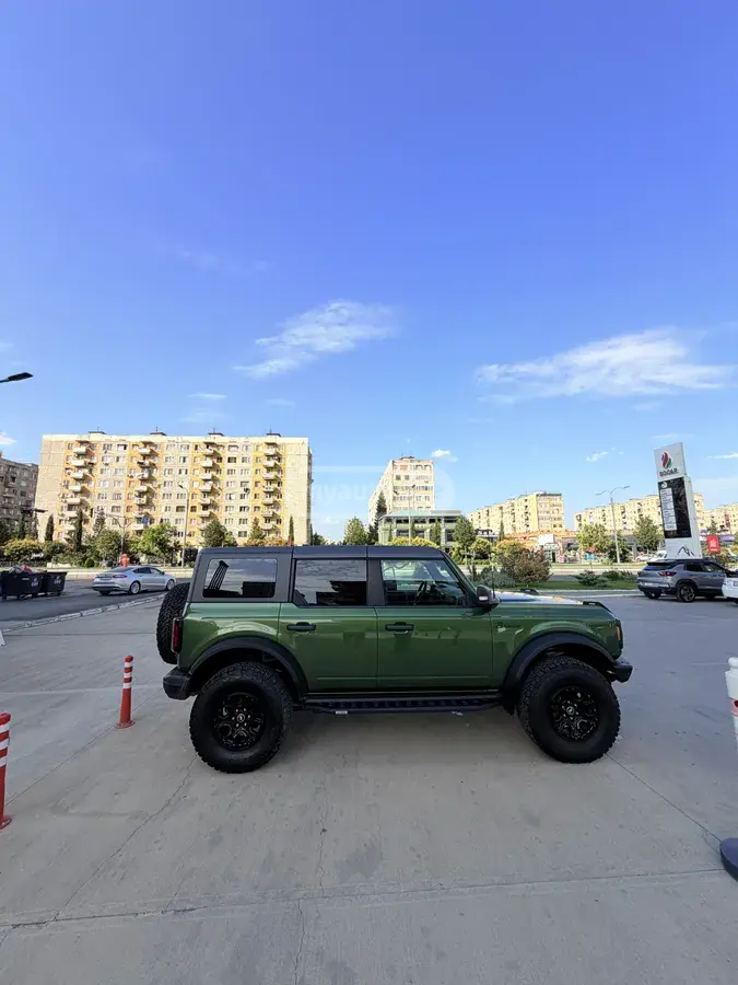 Ford Bronco 2022 — photo 2
