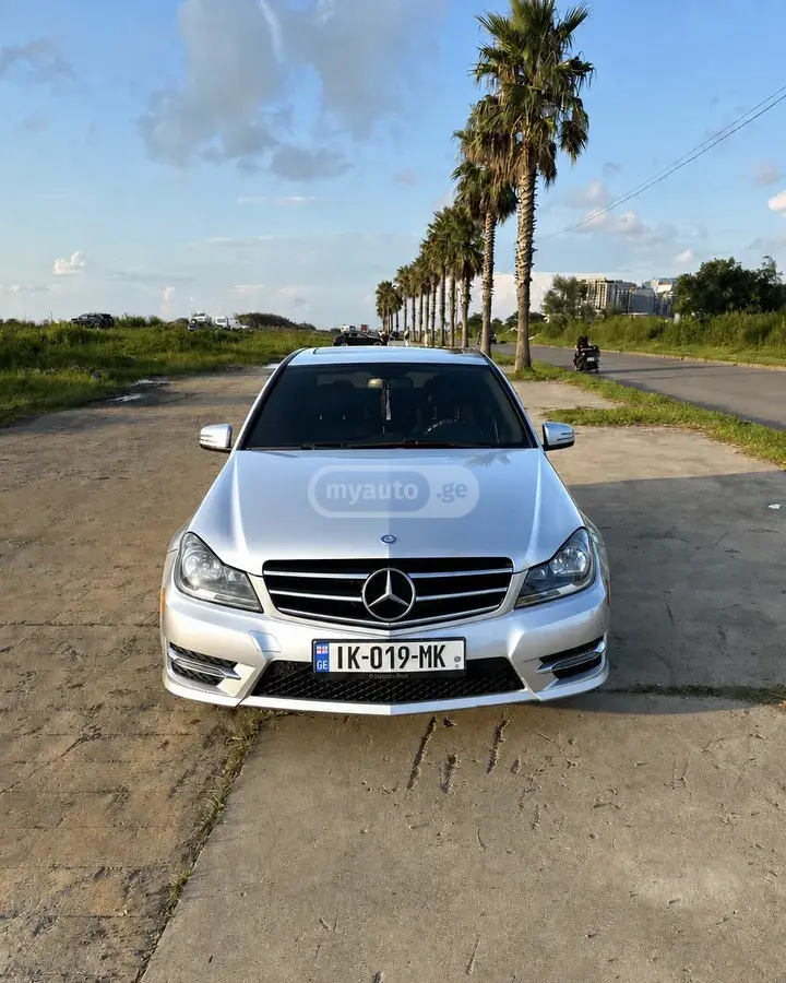 Mercedes-Benz C 250