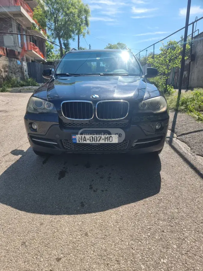 BMW X5 2008 — photo 2