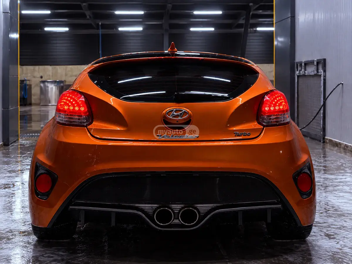 Hyundai Veloster