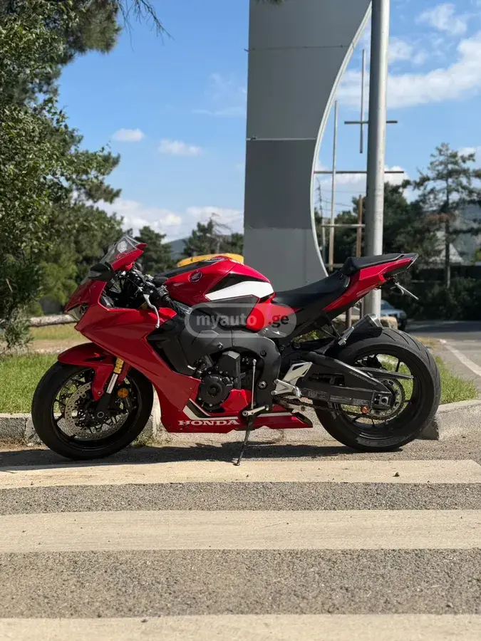 Honda CBR 1000 RR/RA Fireblade