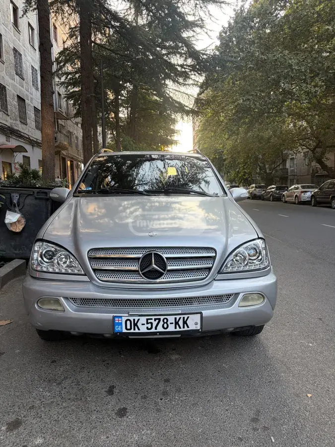 Mercedes-Benz ML 350