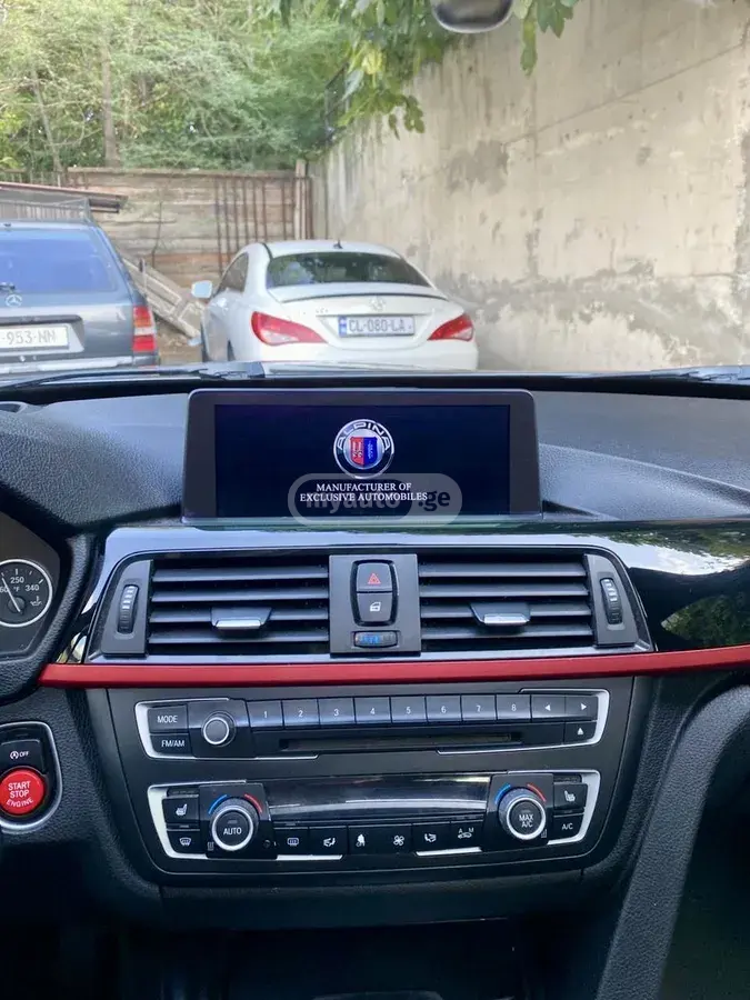 BMW 335 2014 — photo 2