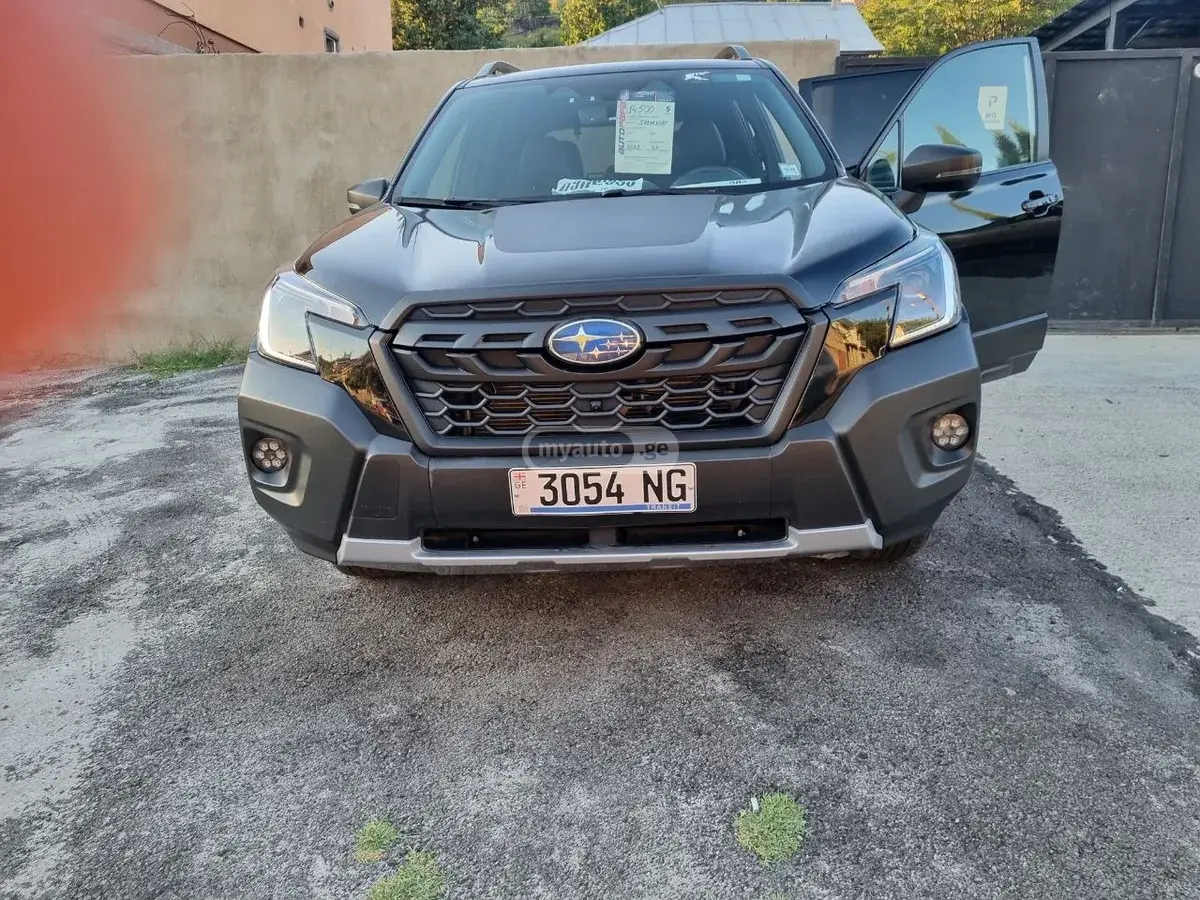 Subaru Forester 2023 — photo 2