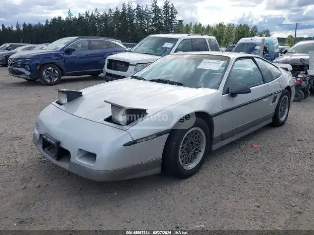 Pontiac Fiero 1986 — photo 2