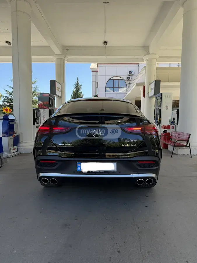 Mercedes-Benz GLE 53 2025 — photo 2