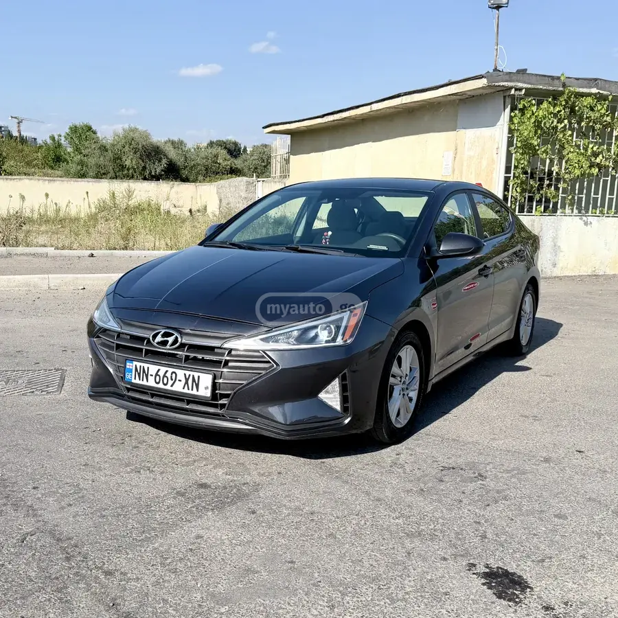 Hyundai Elantra