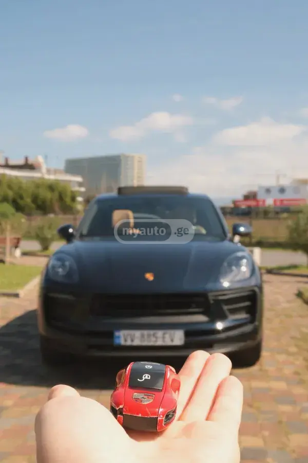 Porsche Macan 2016 — photo 2