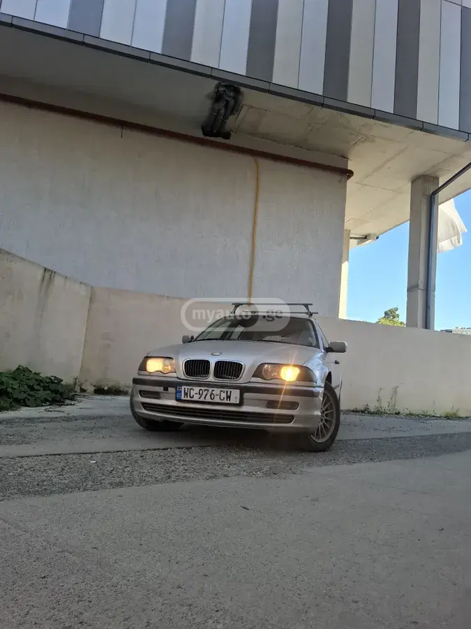 BMW 318