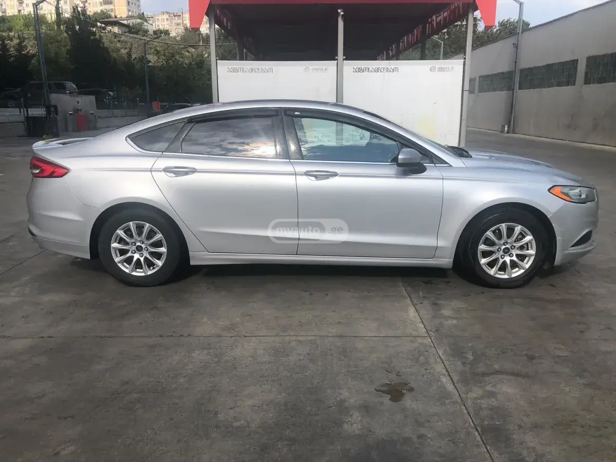 Ford Fusion 2016 — photo 2