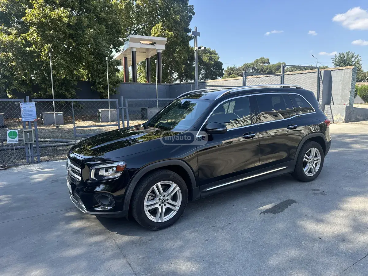 Mercedes-Benz GLB 250 2021 — photo 2