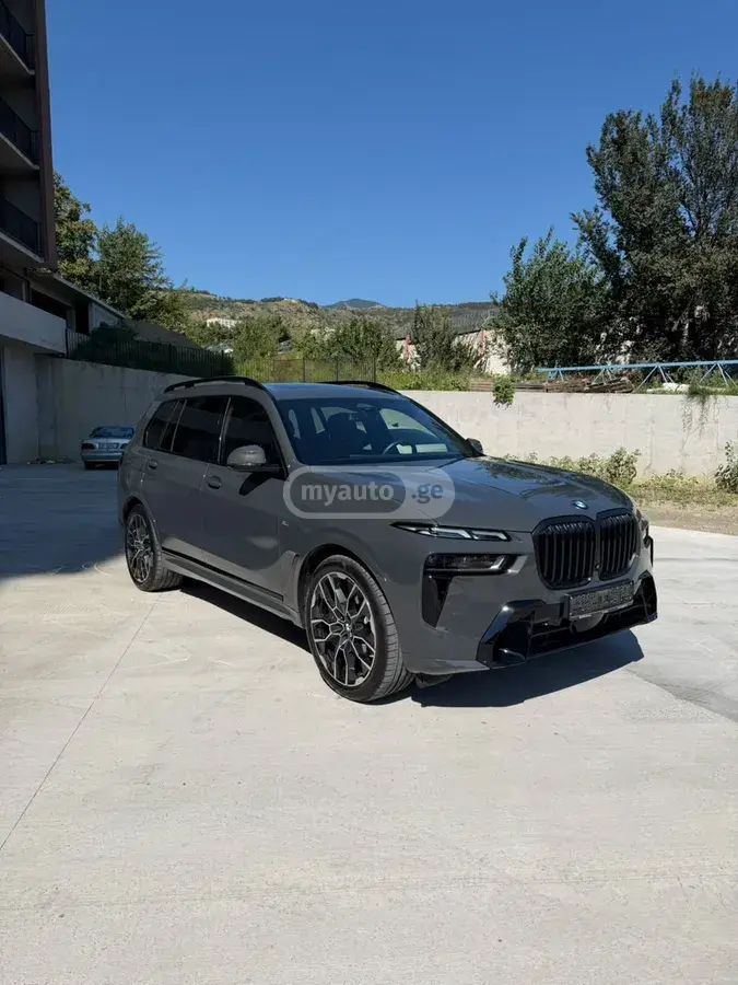 BMW X7 2024 — photo 2