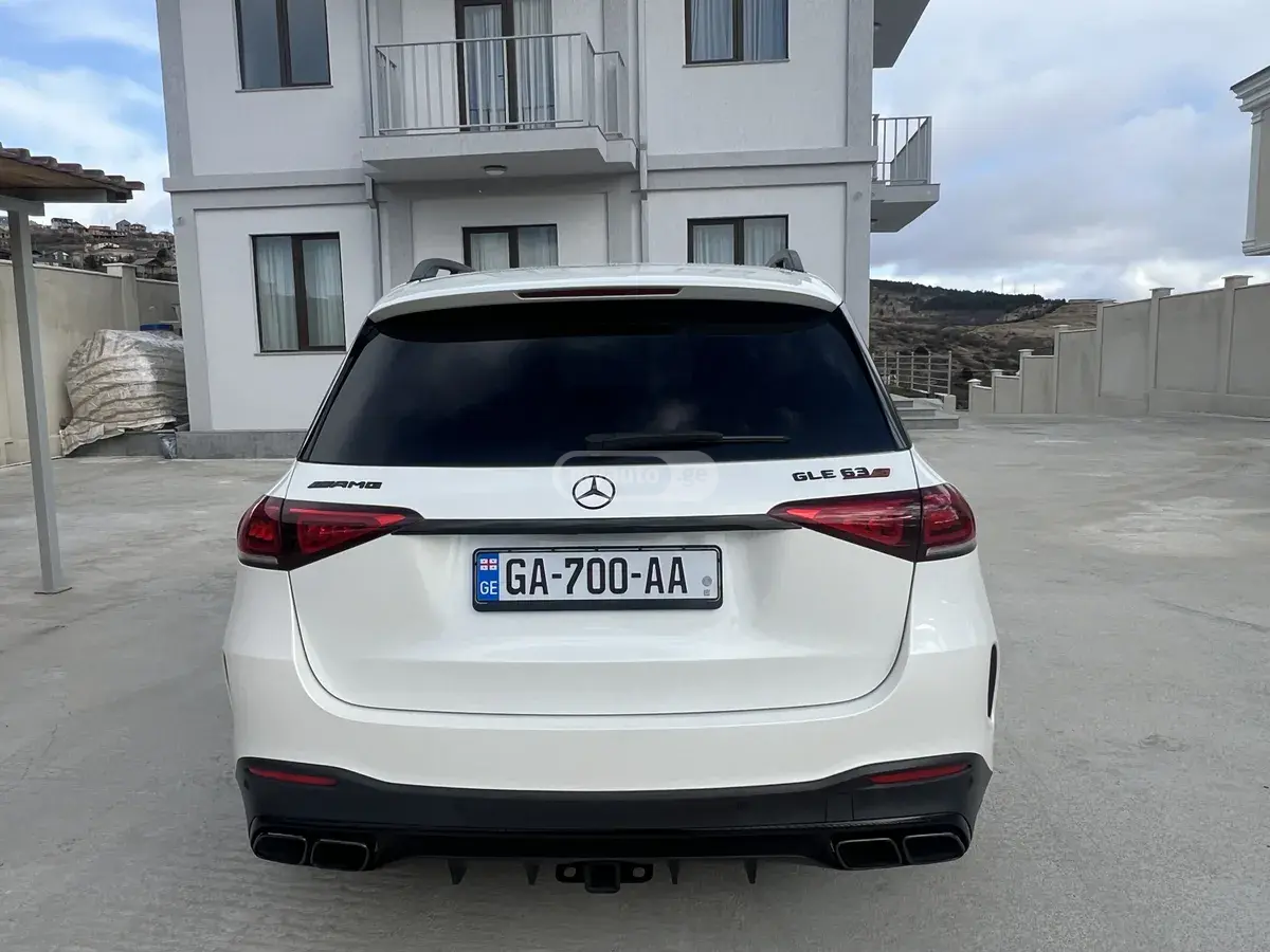 Mercedes-Benz GLE 63 AMG 2021 — photo 2