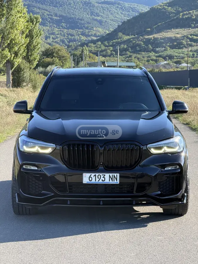 BMW X5 2019 — photo 2