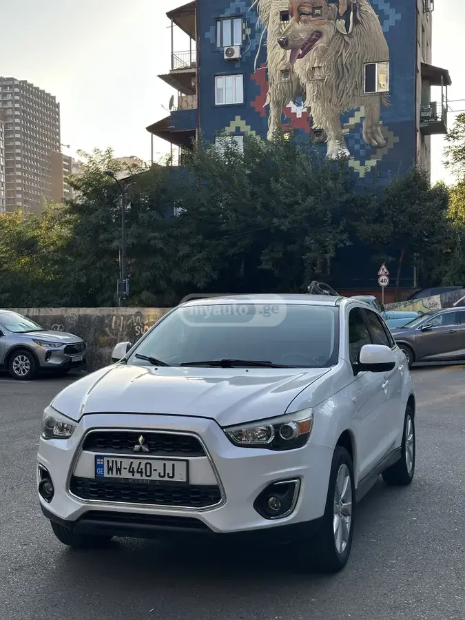 Mitsubishi Outlander Sport