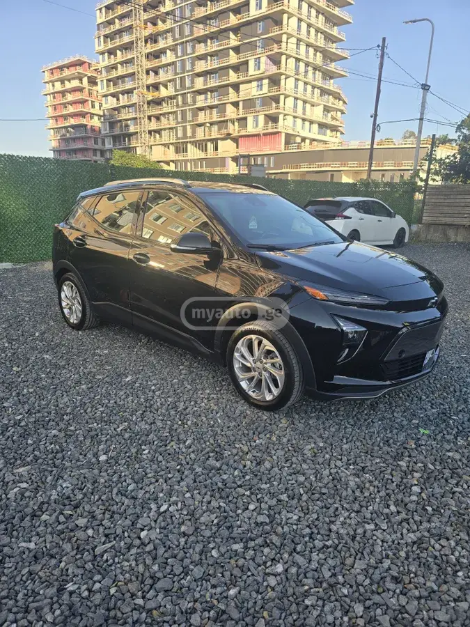 Chevrolet Bolt EUV 2023 — photo 2