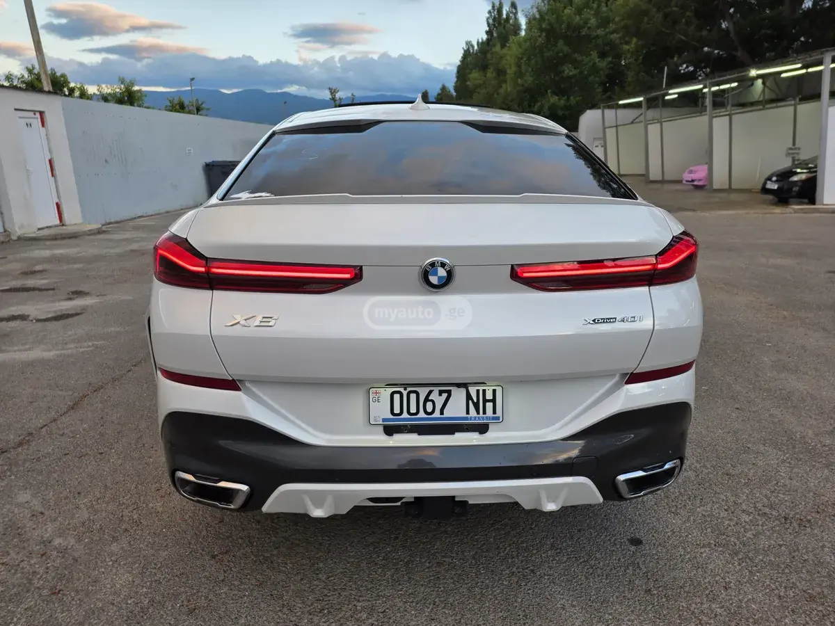 BMW X6