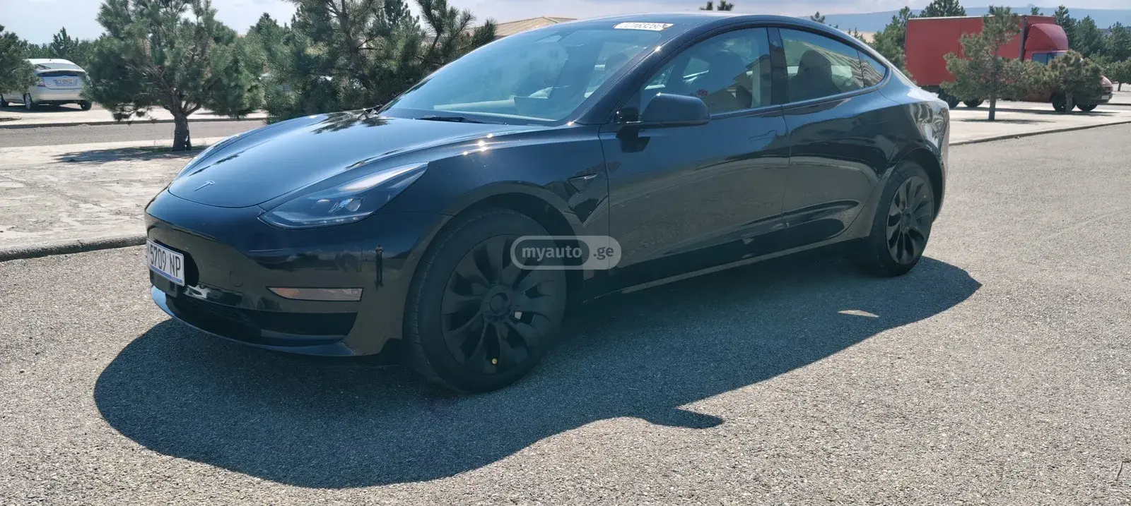 Tesla Model 3 2023 — photo 2