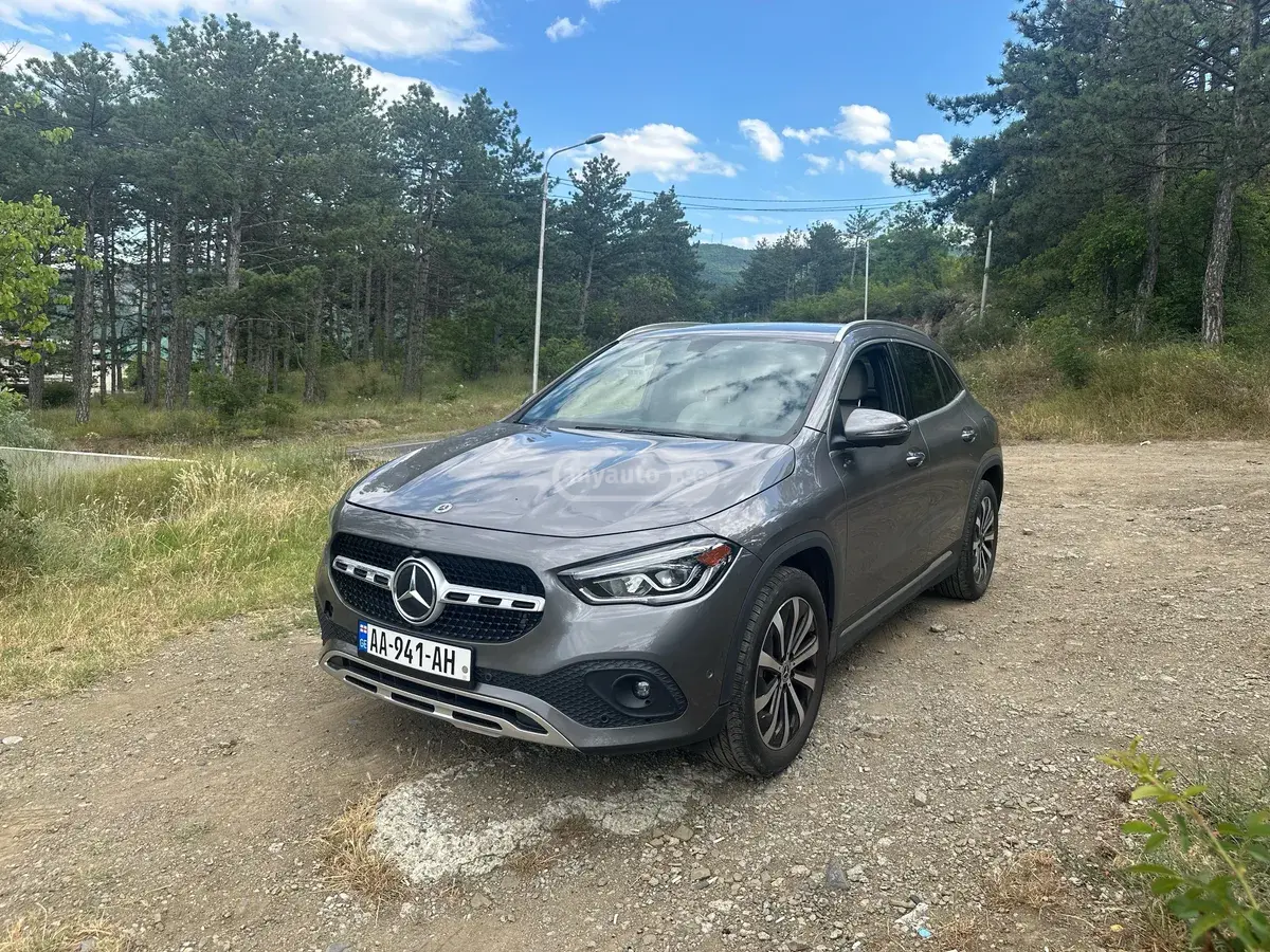 Mercedes-Benz GLA 250 2021 — photo 2