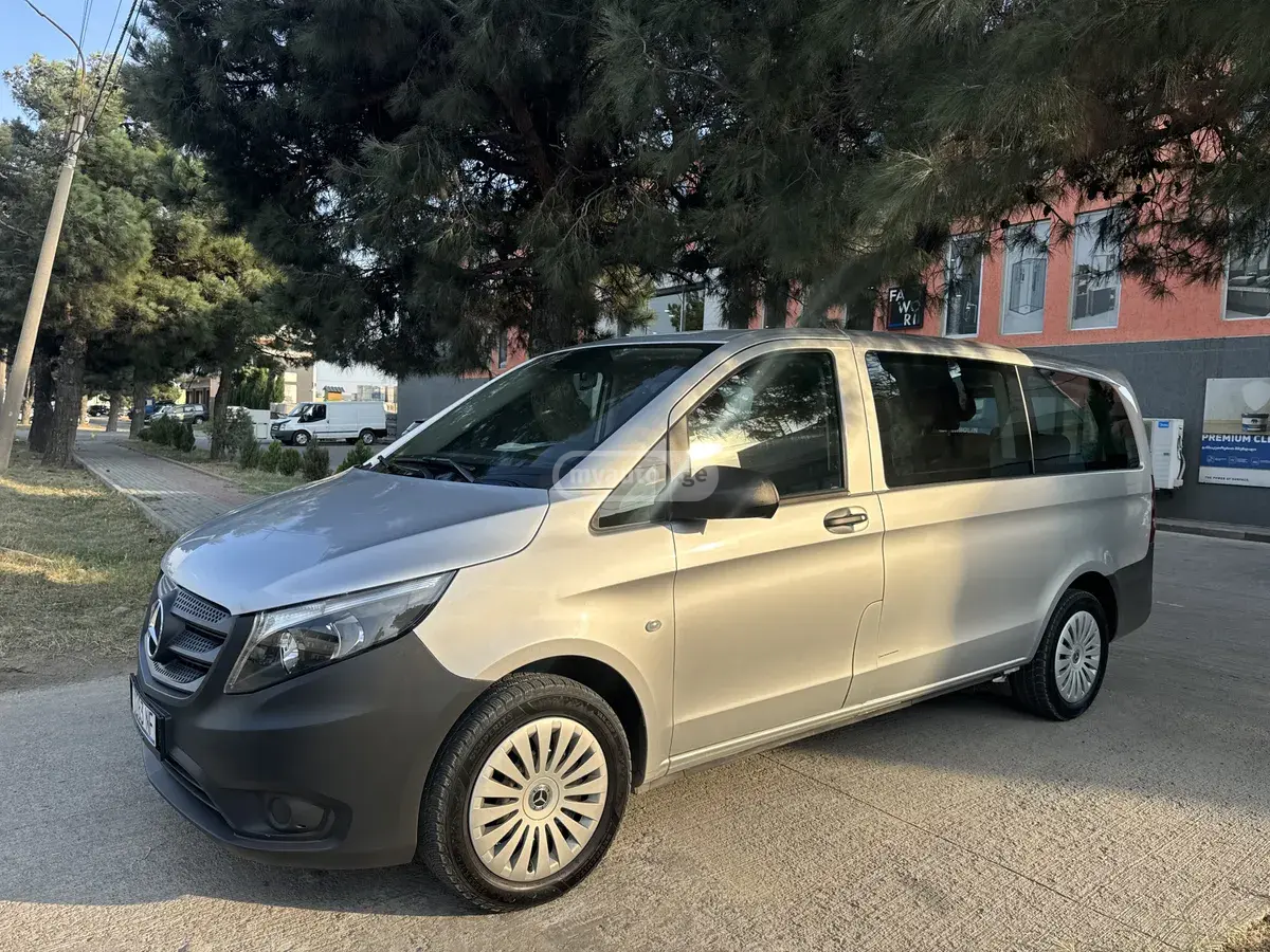 Mercedes-Benz Vito 2022 — photo 2