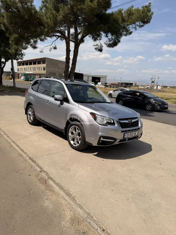 Subaru Forester 2016 — photo 2