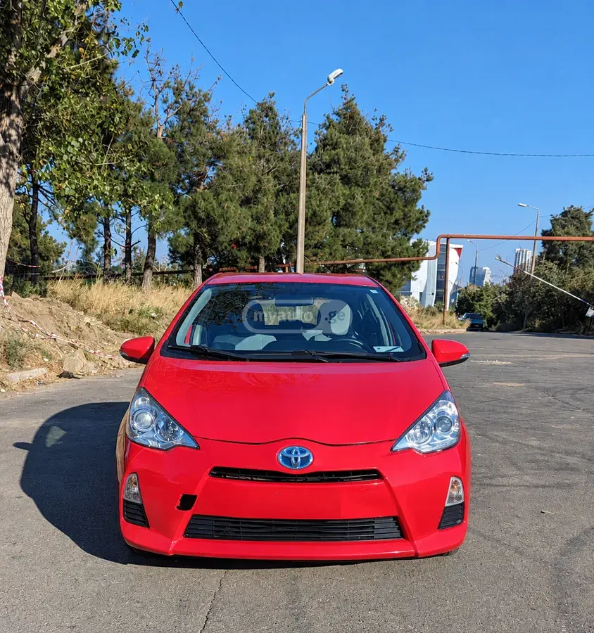 Toyota Prius C