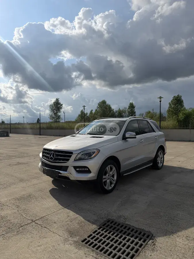 Mercedes-Benz ML 350