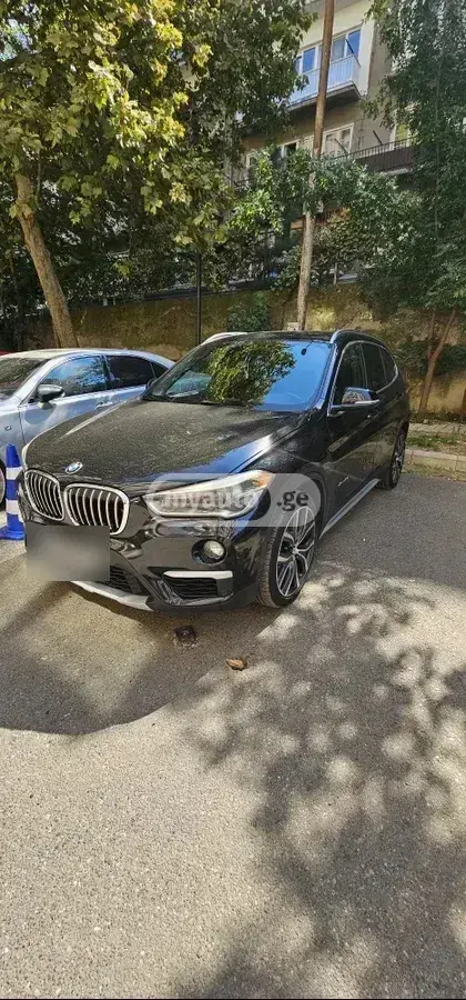 BMW X1 2017 — photo 2