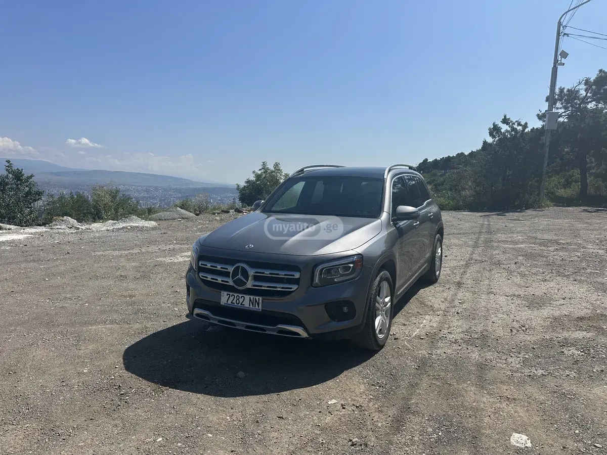 Mercedes-Benz GLB 250