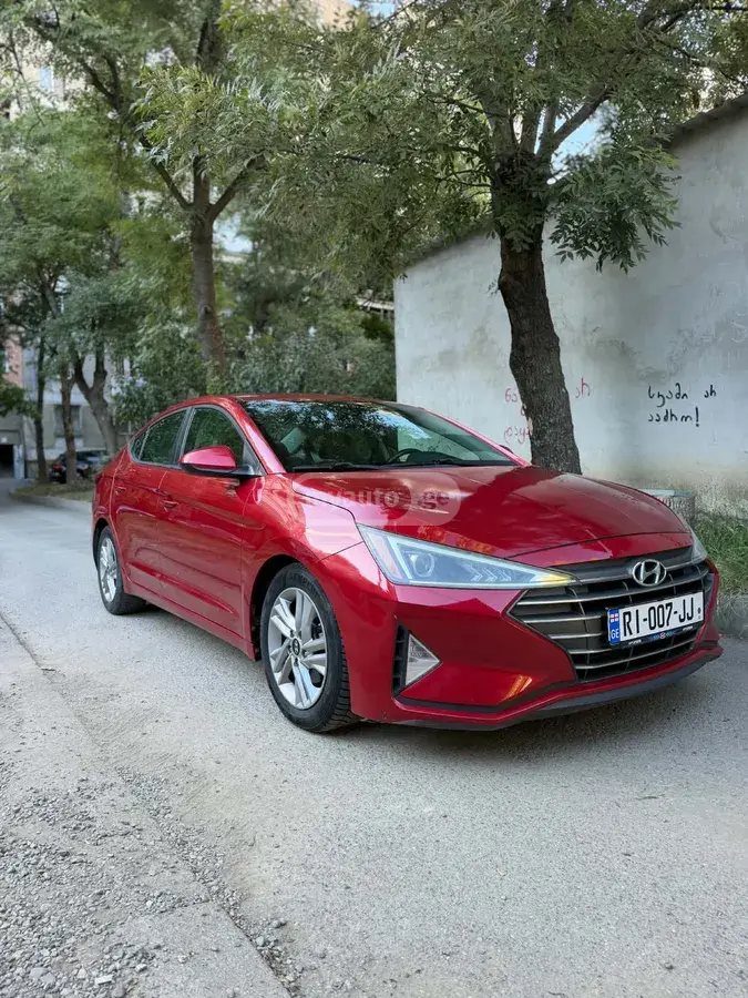 Hyundai Elantra