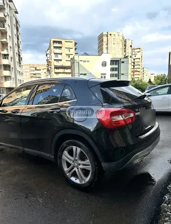 Mercedes-Benz GLA 250 2016 — photo 2