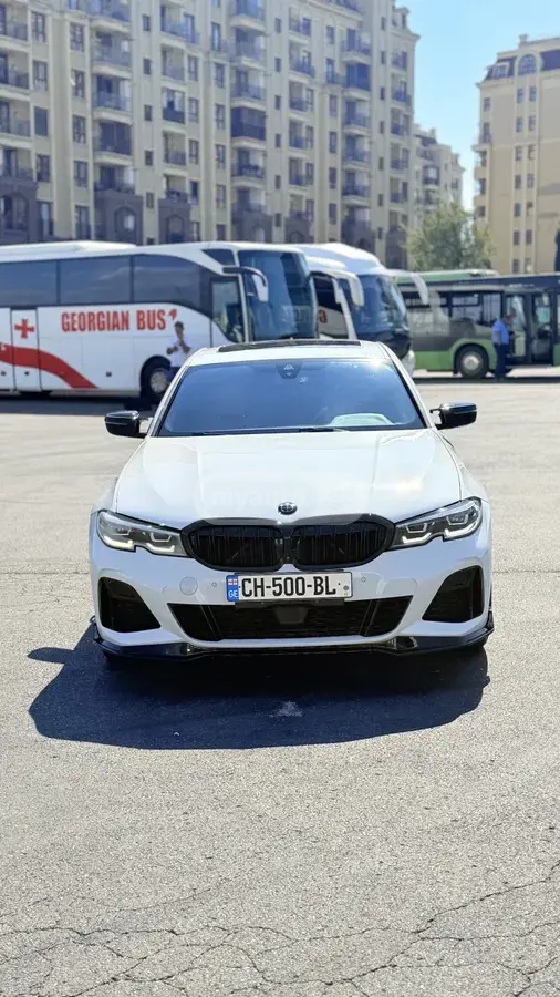 BMW 330