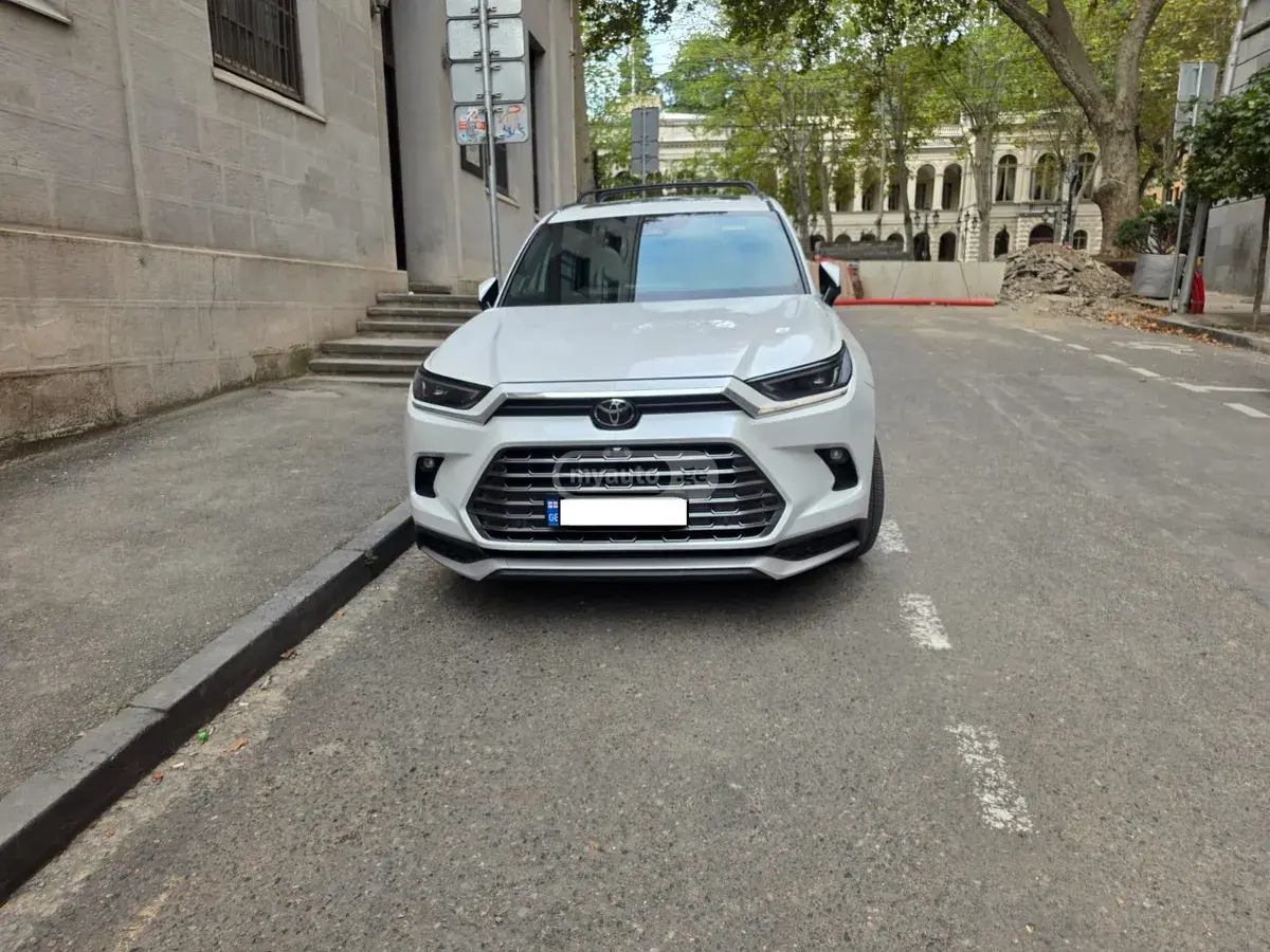 Toyota Grand Highlander 2026 — photo 2
