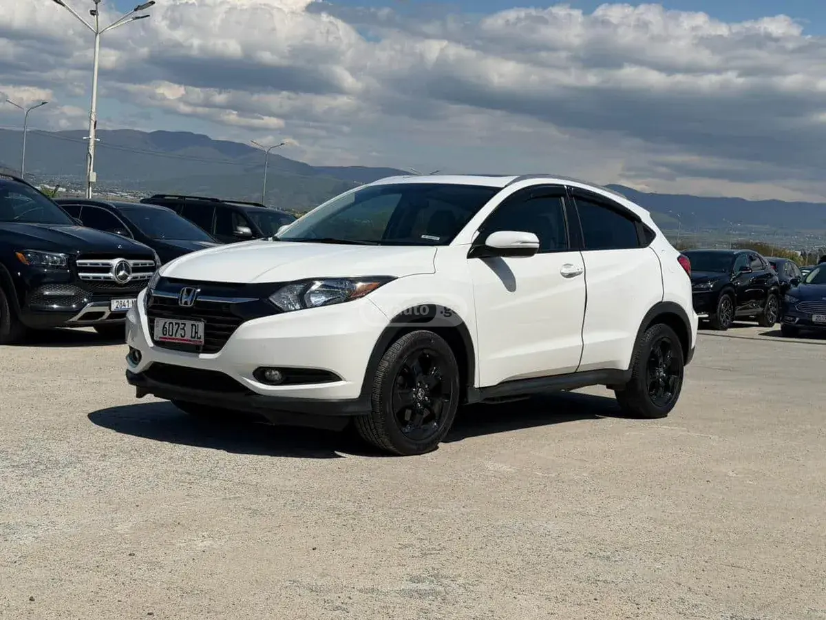Honda HR-V 2018 — photo 2