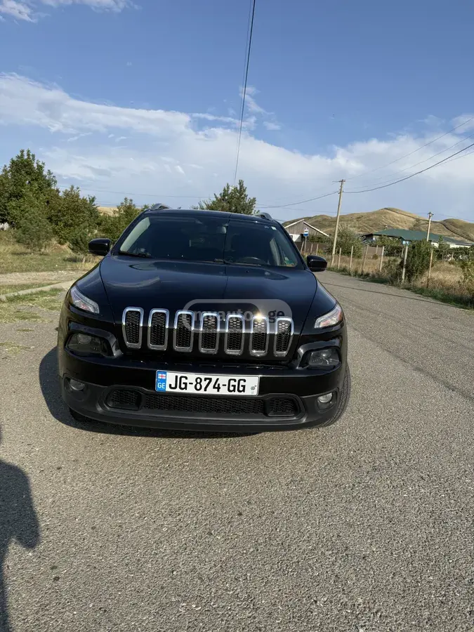 Jeep Cherokee 2015 — photo 2