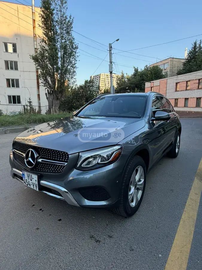 Mercedes-Benz GLC 300