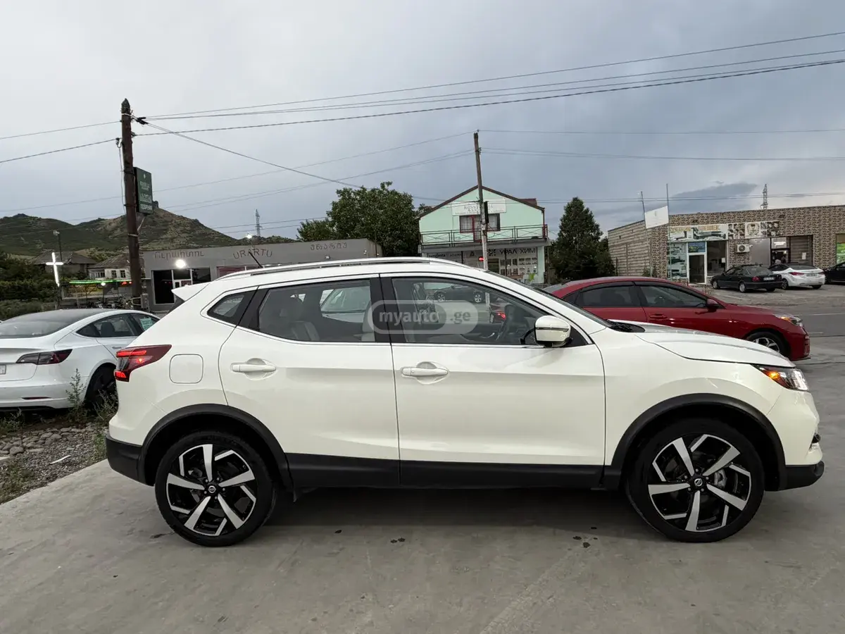 Nissan Rogue Sport 2022 — photo 2