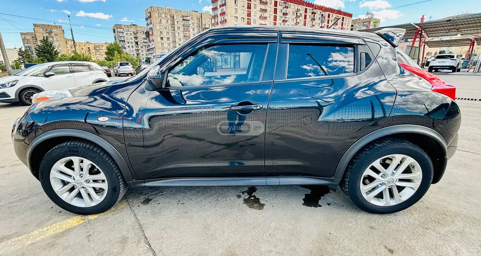 Nissan Juke 2013 — photo 2