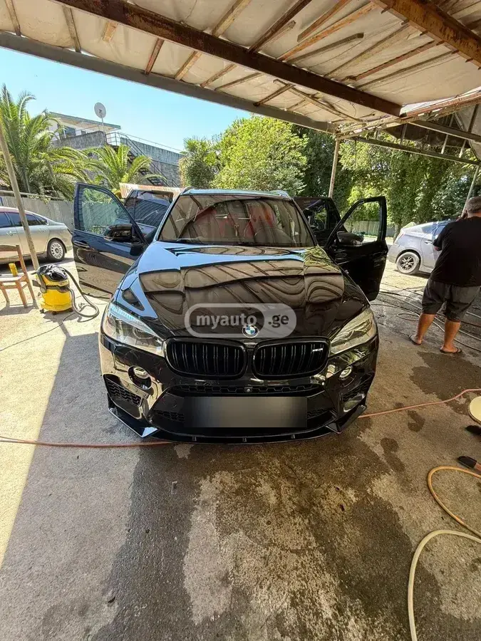BMW X5 M