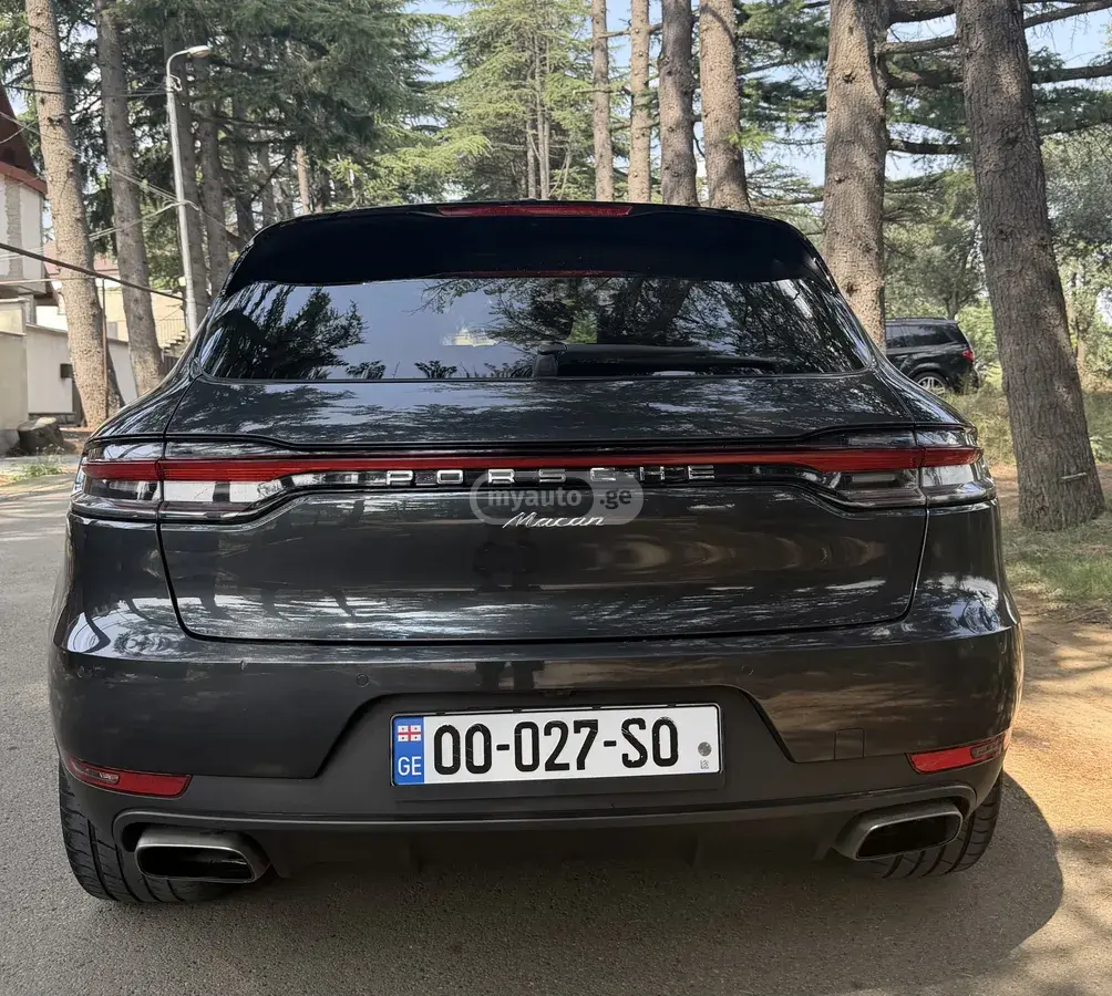Porsche Macan 2019 — photo 2