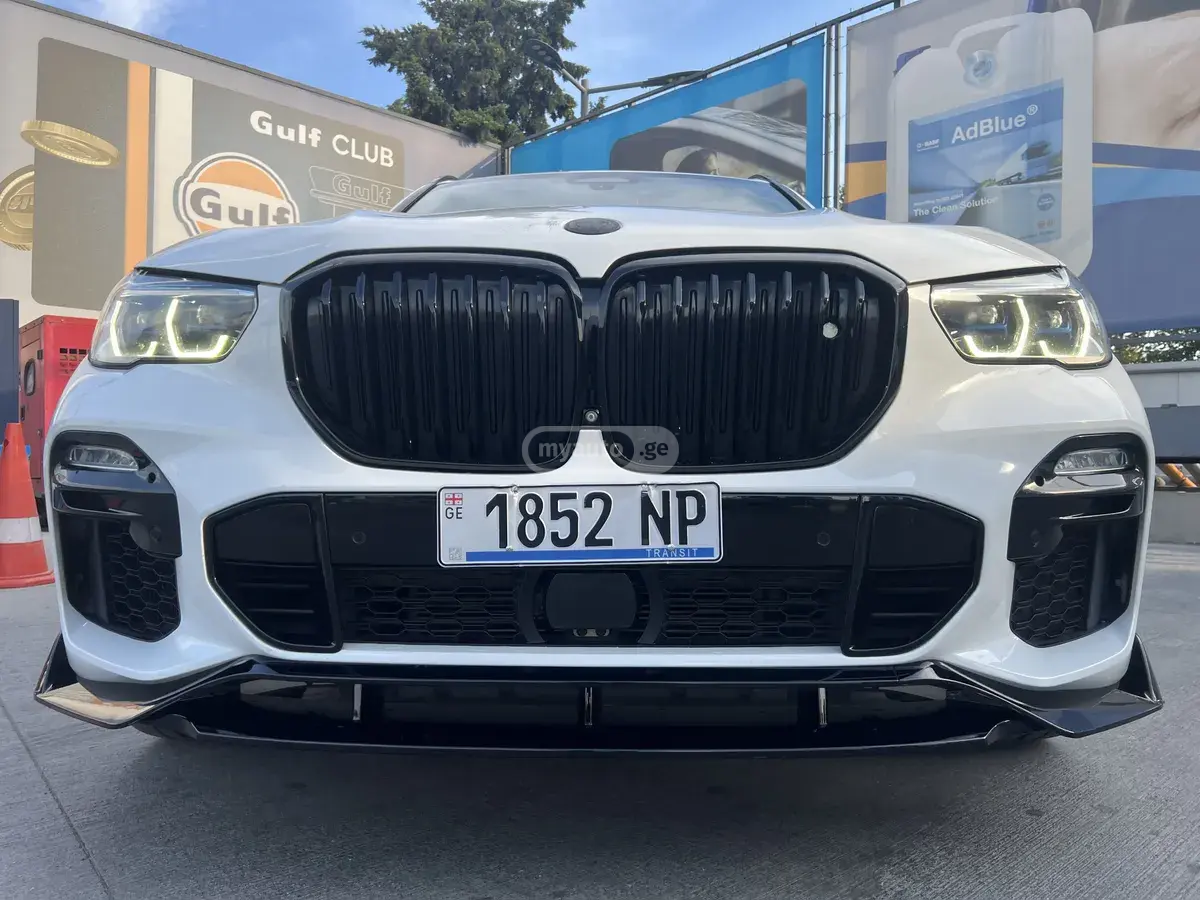 BMW X5 2019 — photo 2