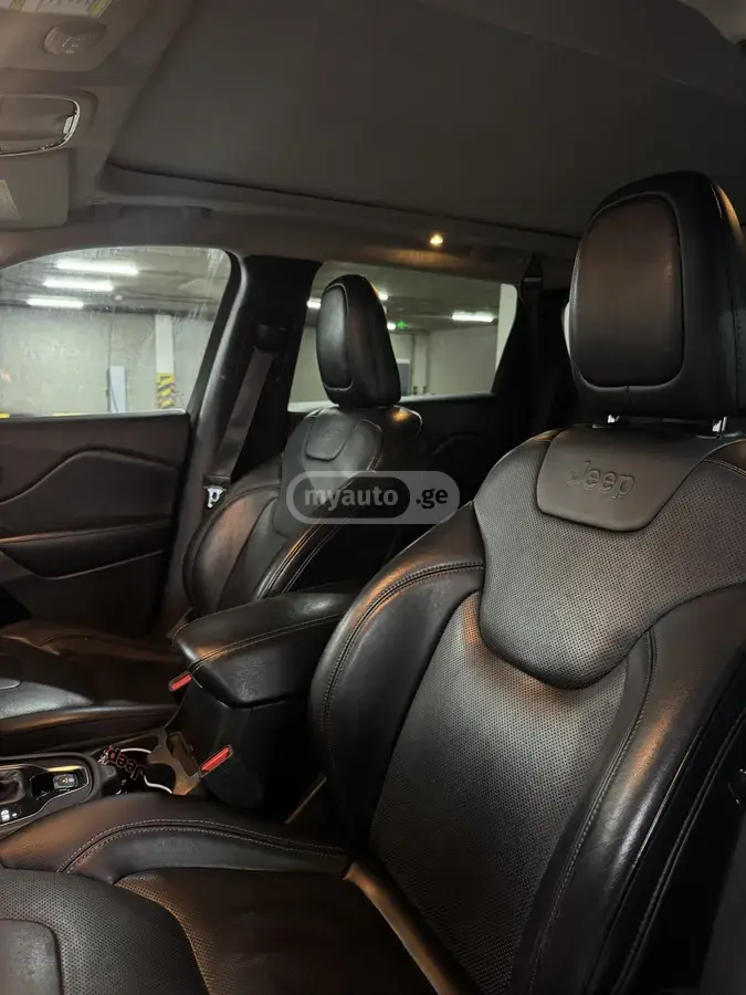 Jeep Cherokee