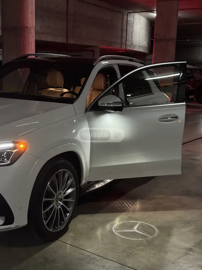 Mercedes-Benz GLE 450 AMG 2024 — photo 2