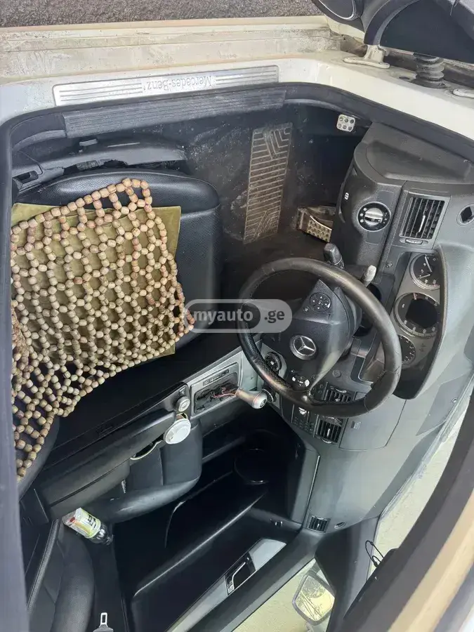 Mercedes-Benz 300